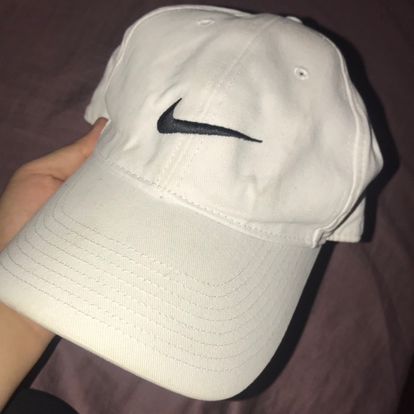 white nike dad hat